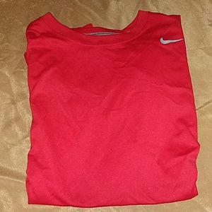 Men's Nike Large shirt